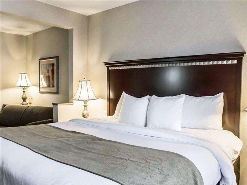 Fairfield By Marriott Inn & Suites Greensboro Coliseum Area Exteriör bild