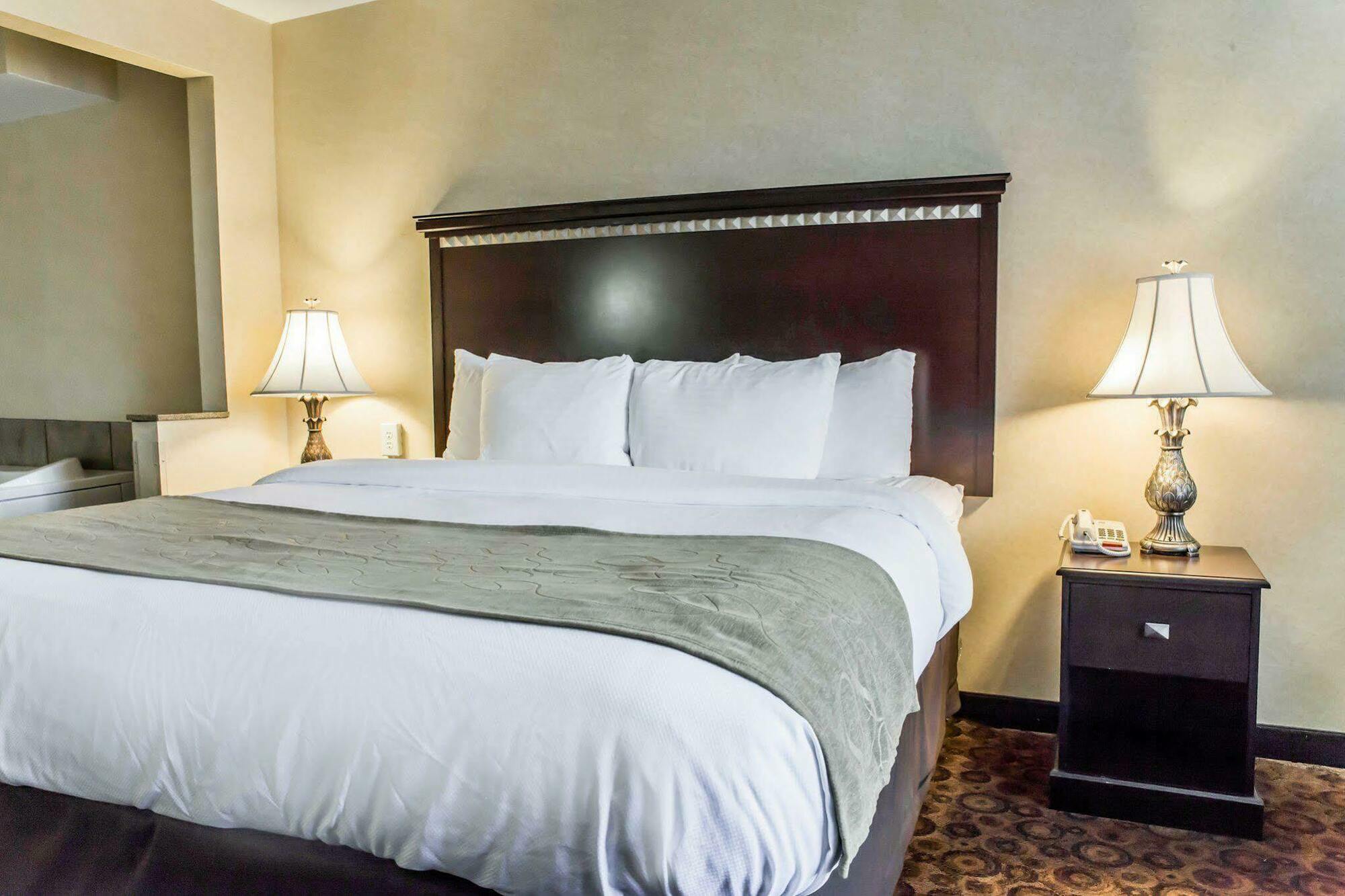 Fairfield By Marriott Inn & Suites Greensboro Coliseum Area Exteriör bild